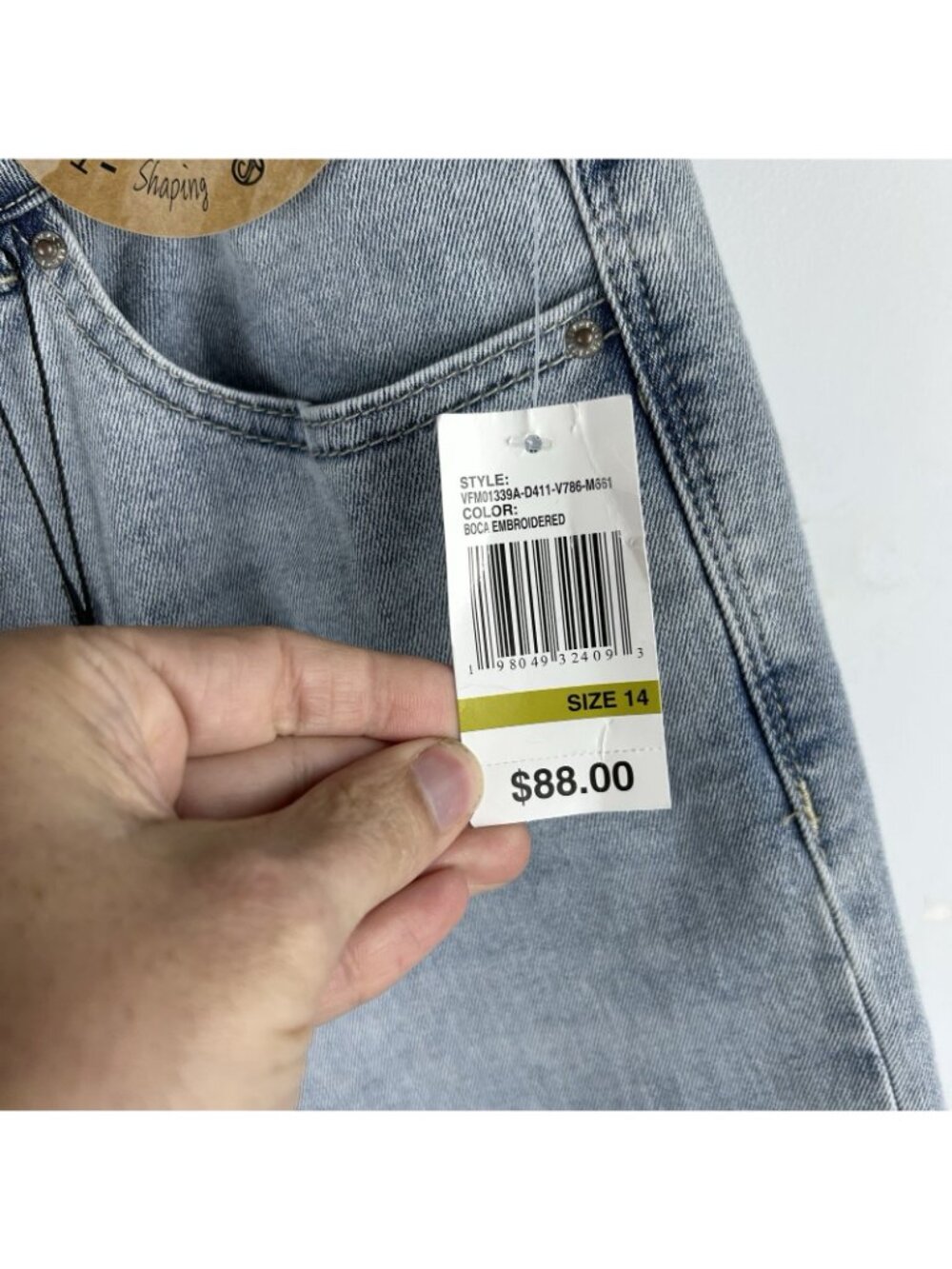 NWT Curve Appeal High Rise Wide Leg Jeans with Scalloped Embroidered Hems 14/32 - Picture 3 of 16